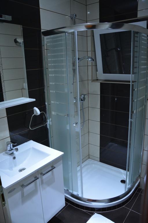 Motel Most Ljubuški Rom bilde