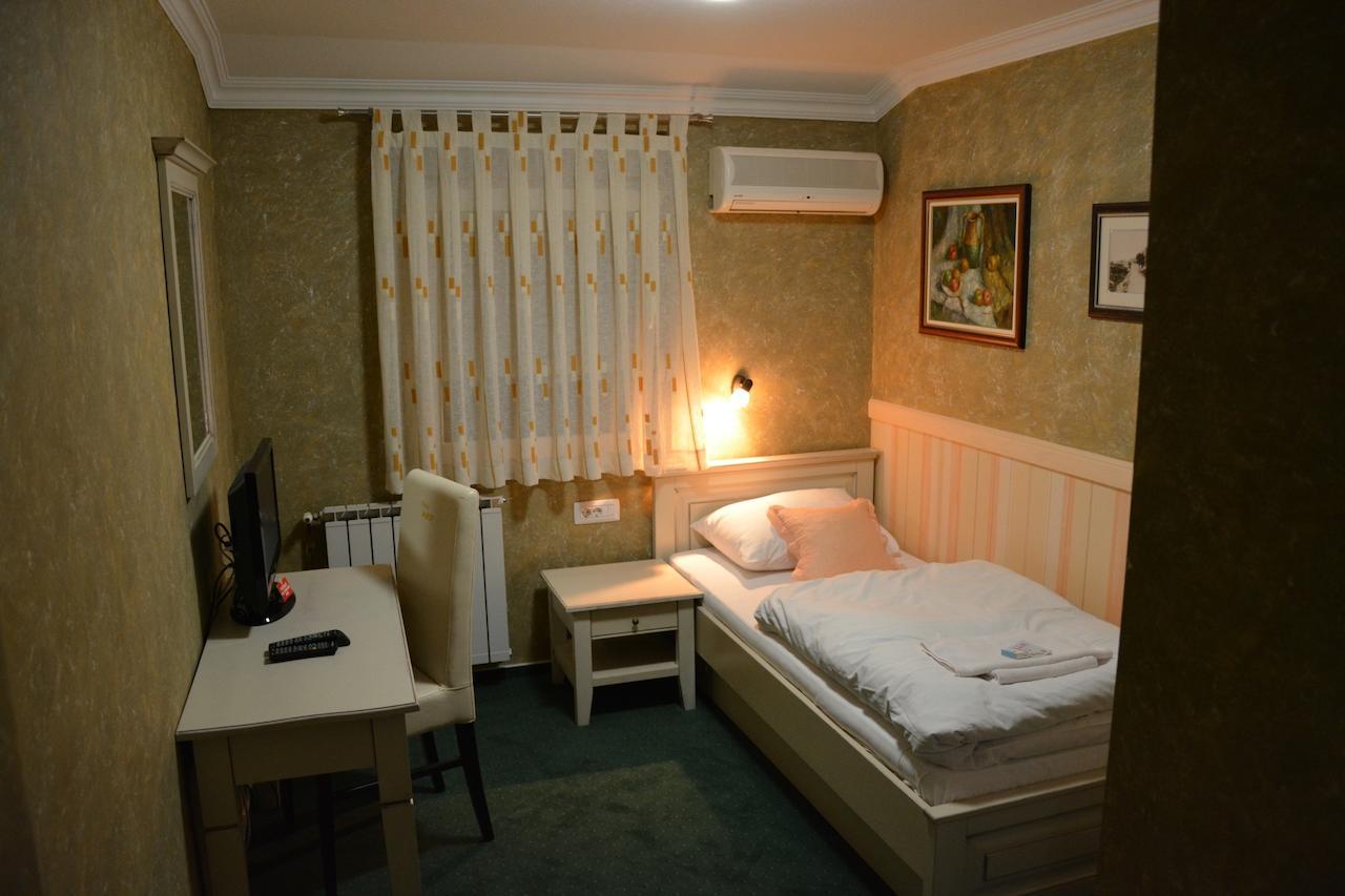 Motel Most Ljubuški Rom bilde