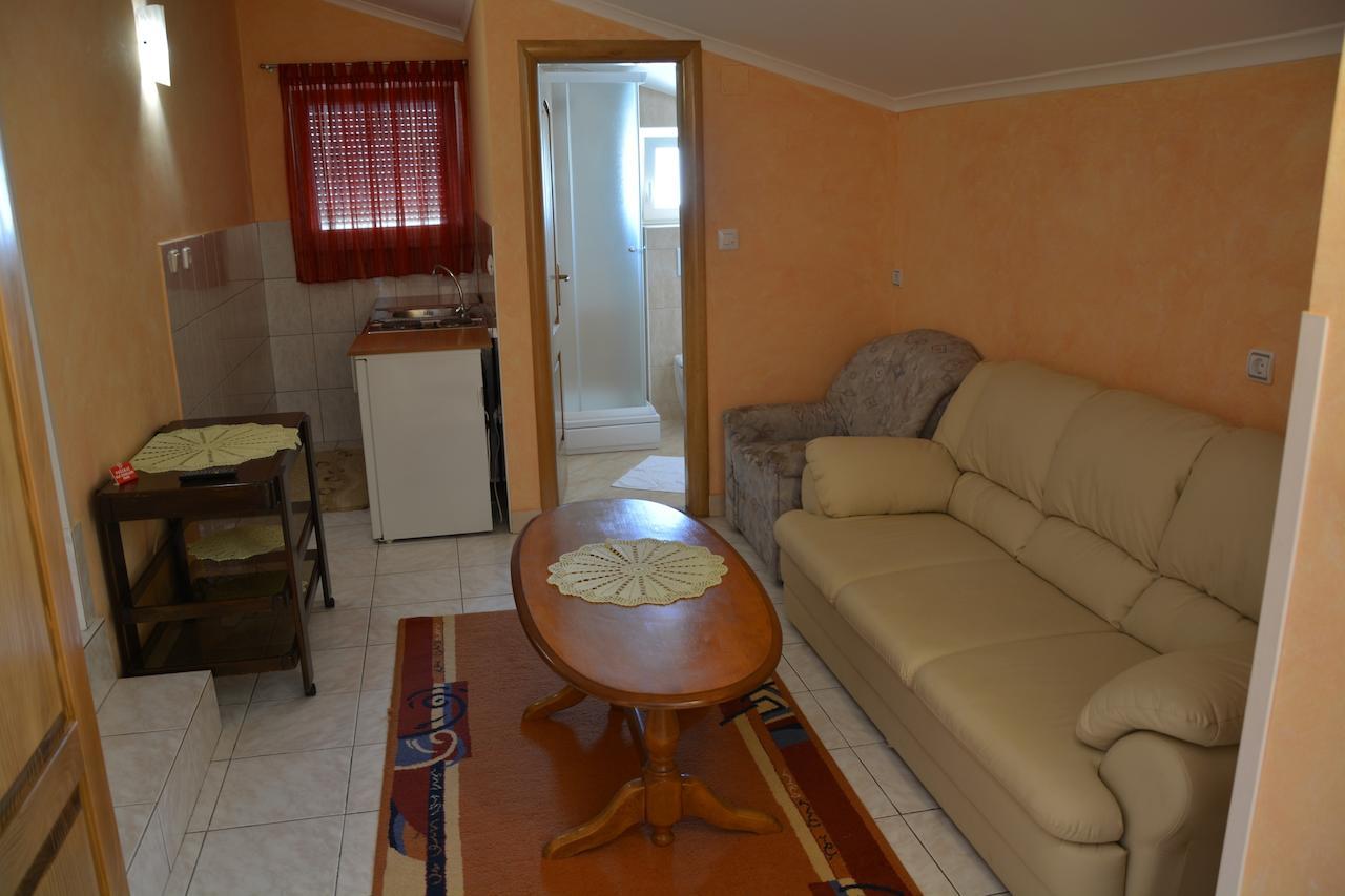 Motel Most Ljubuški Rom bilde